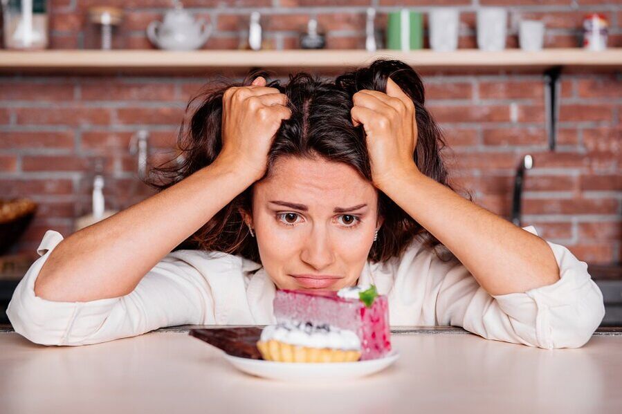 Quando si elimina gradualmente la dieta giapponese, è necessario rinunciare ai dolci. 